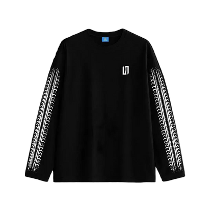 Black long sleeve racer tee